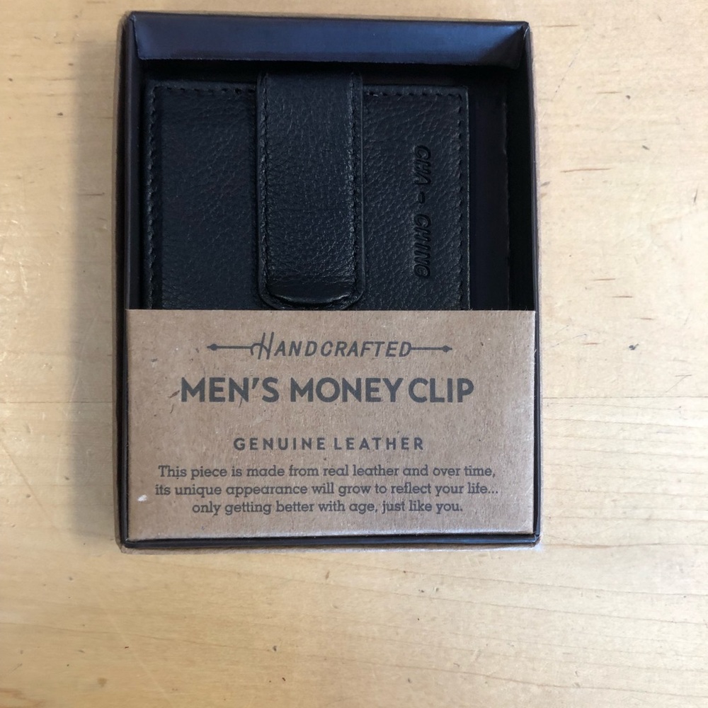 NEW Mens Genuine Leather money Clip- NWT